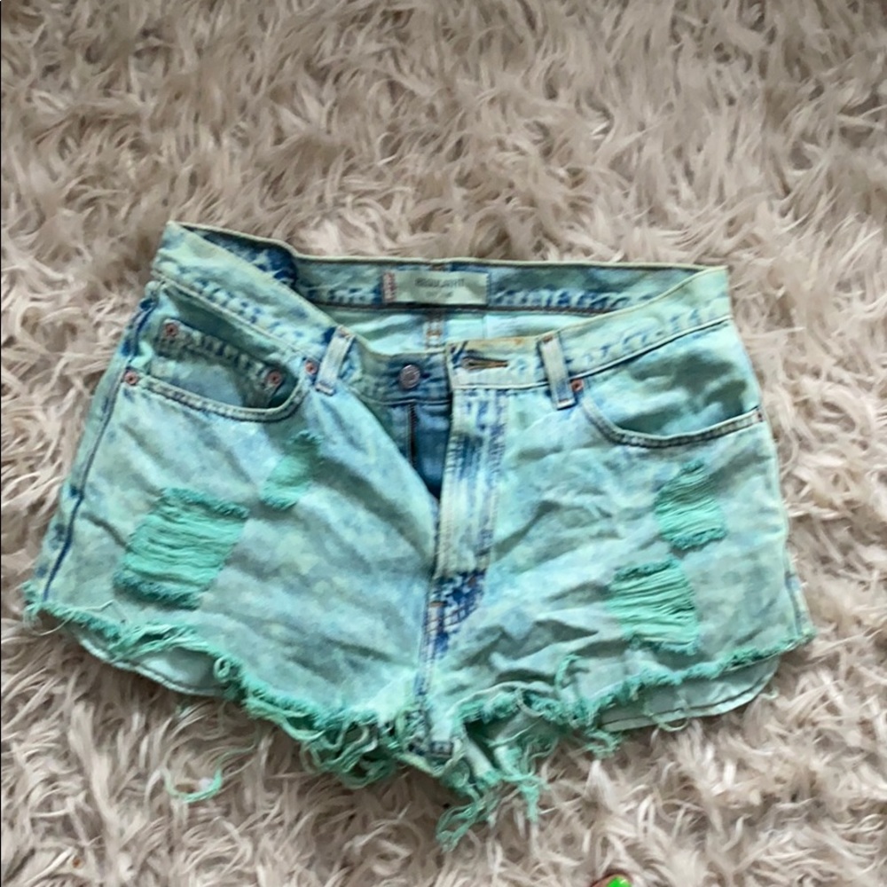 Levi’s distressed shorts
